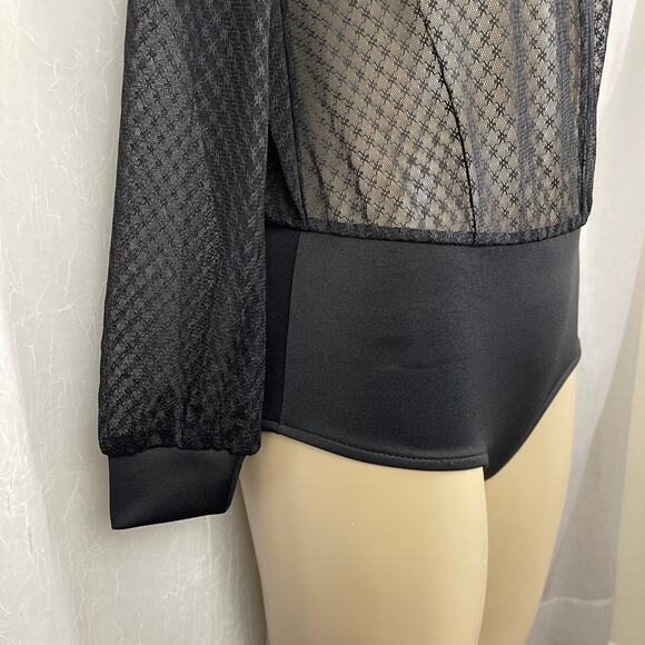 💋 Black Sheer Lattice Crosshatch Lace Bodysuit Long Sleeves Key Hole Forever 21 - Picture 5 of 16